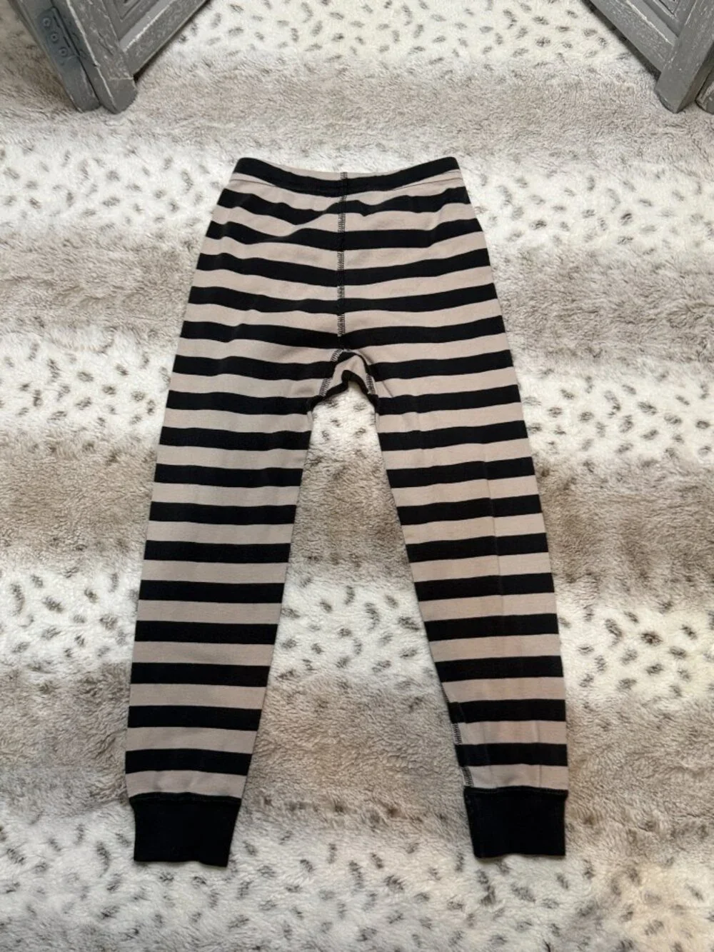 Hanna Andersson pajama set boys size 6 stripes Christmas trees winter loungewear
